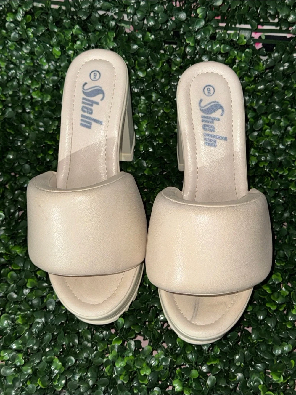 Chunky Platform Mule Sandals in light Beige